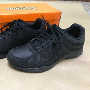 Safe Step Nonslip work shoes